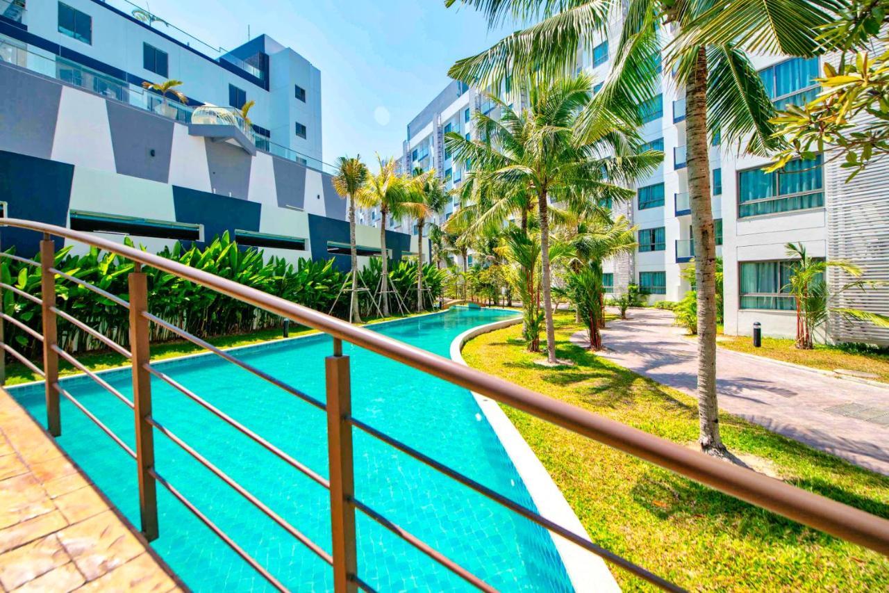 Arcadia Beach Resort Паттайя Экстерьер фото