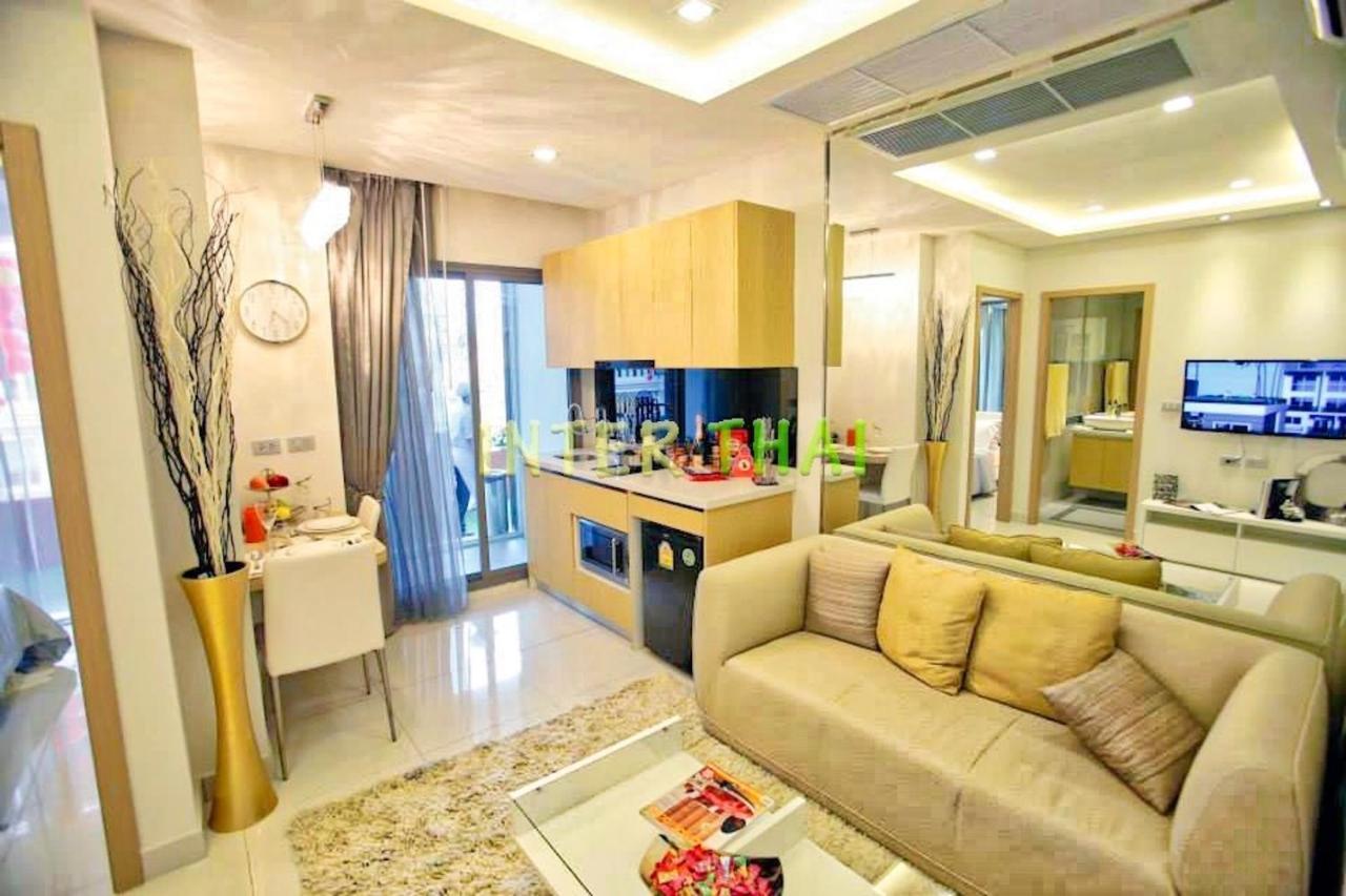 Arcadia Beach Resort Паттайя Экстерьер фото